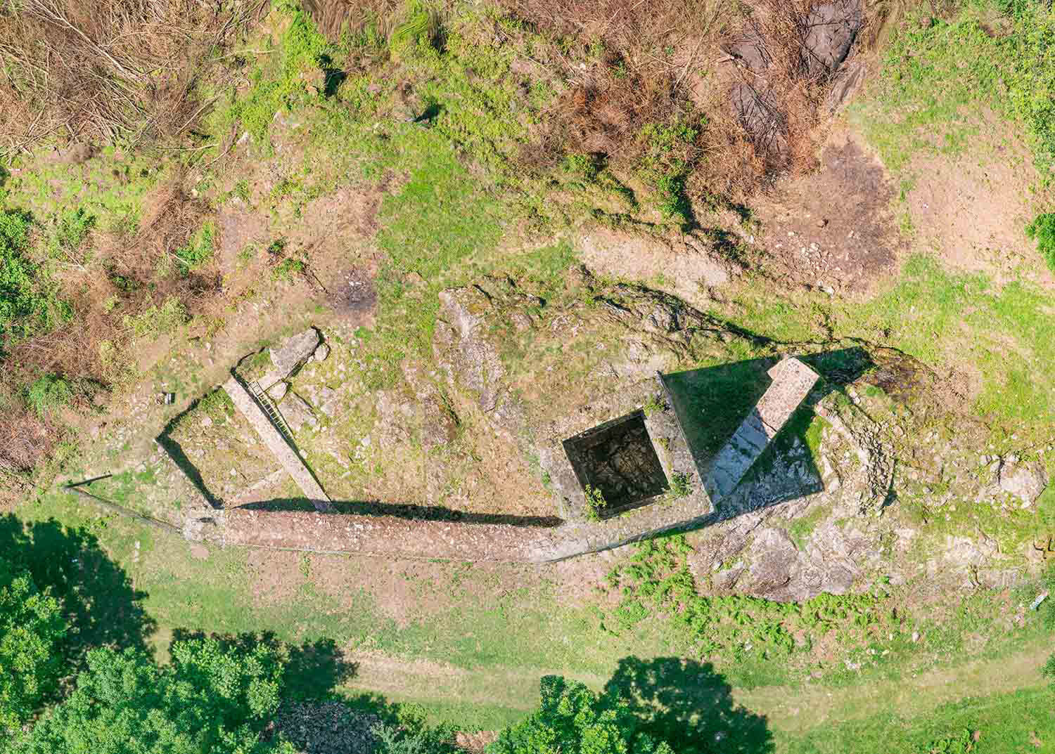 Rehabilitación del castillo de Les - Fetdeterra